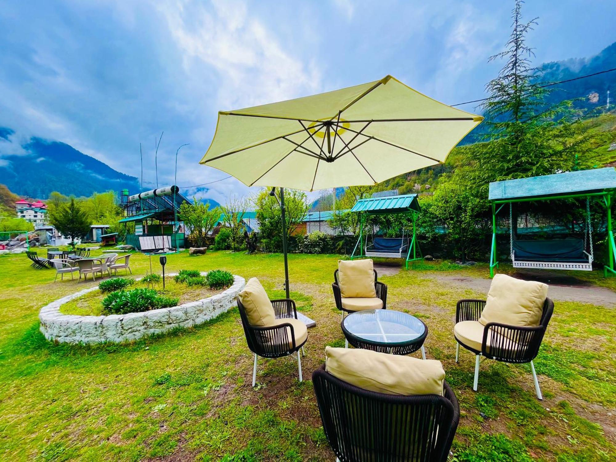 Himalayan Riverside Swiss Cottage Tents, Manali Exterior photo